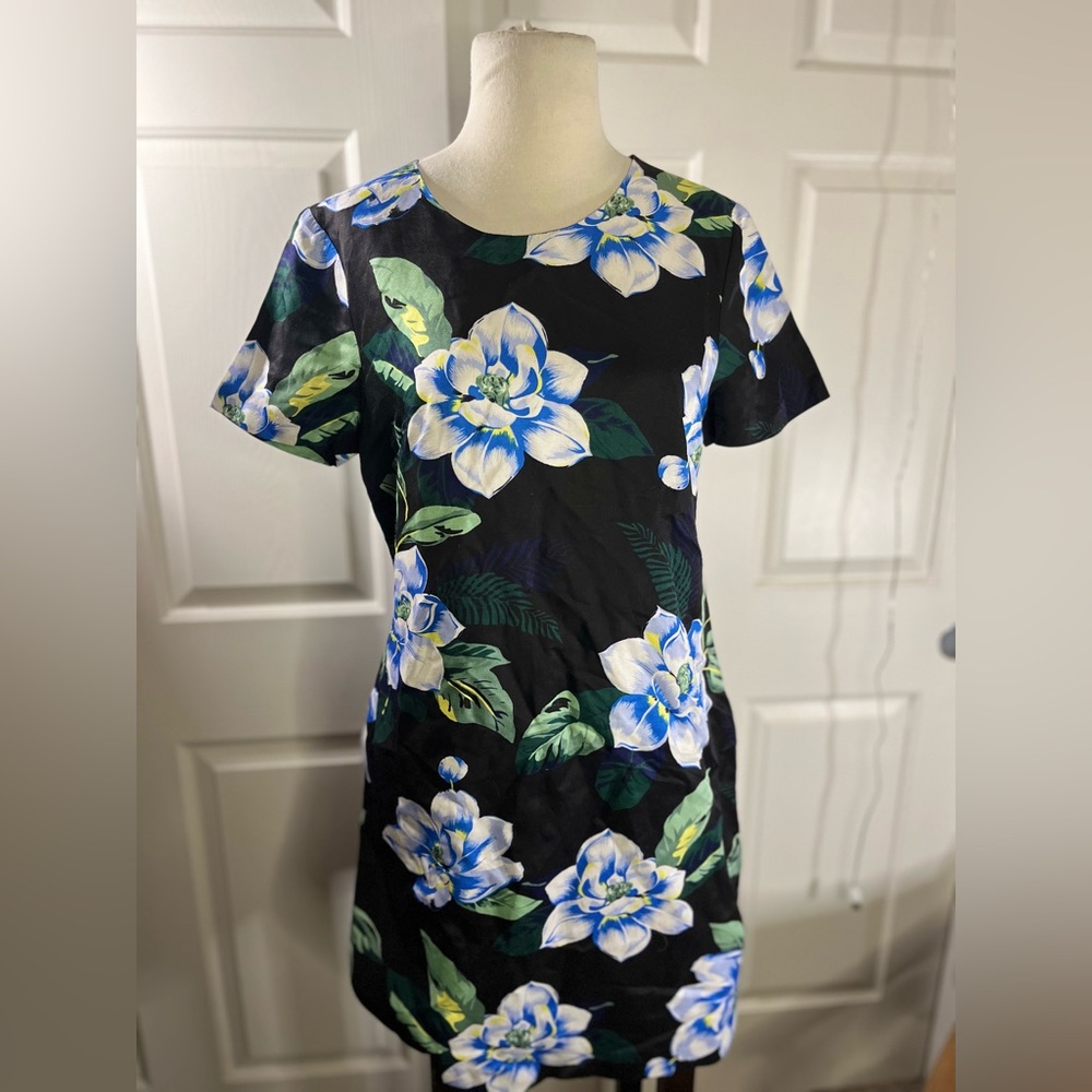 EUC Banana Republic Floral Mini Dress (Size 6)